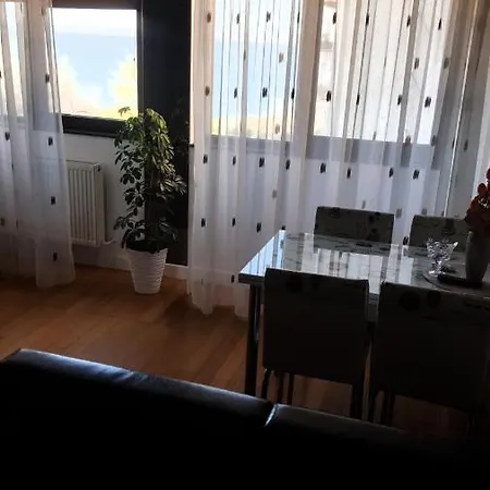 アパート Coral Patrick Summerland