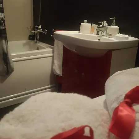 Coral Patrick Summerland Mamaia